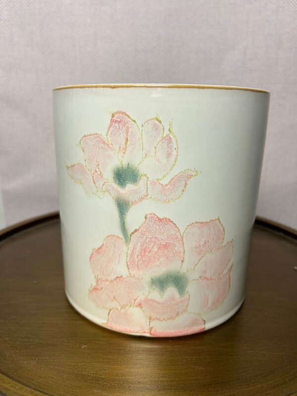 Pot keramiek bloemenreliëf