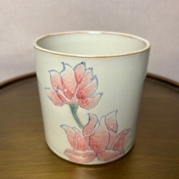 Pot keramiek bloemenreliëf